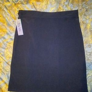 New Plus size Trendz Soft Black skirt